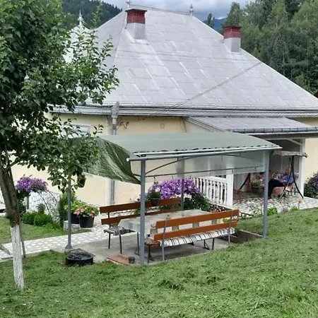 Casa Denisa Holiday home *